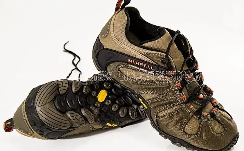 飞织运动鞋2025新款：引领未来潮流的舒适之选